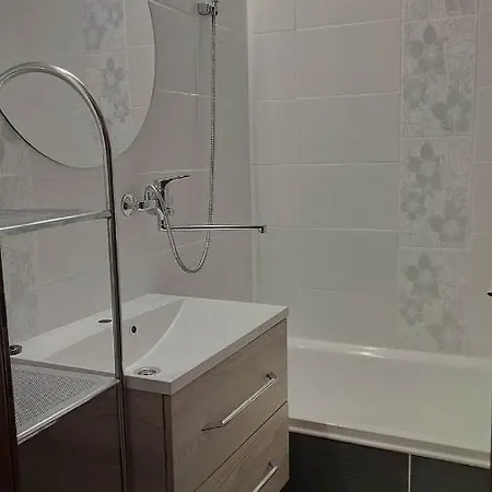 Lovely טאופליץ